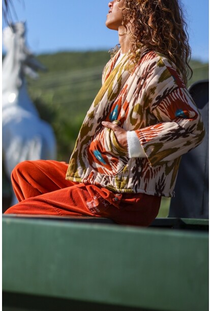 İtalyan Çok Renkli Etnik Desen Cepli Astarlı Şişme Ceket 70 30