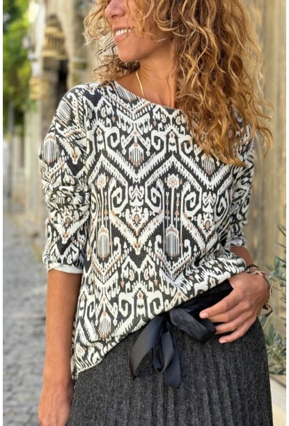 İtalyan Siyah-Bej Kayık Yaka Etnik Desen Yumuşak Dokulu Salaş Bluz 60 50