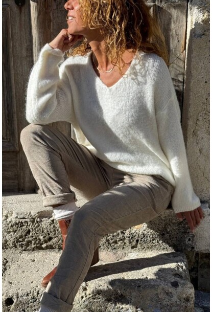 İtalyan Ekru V Yaka Yumuşak Dokulu Alpaka Salaş Kazak 60 55