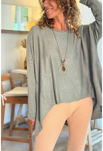 İtalyan Haki Kayık Yaka Dokulu Yumuşak Dokulu Asimetrik Yün Karışımlı Salaş Kazak 70 55