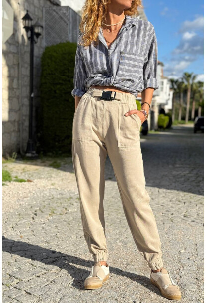 Kadın Bej Rengi Kemeri Tokalı Beli Paçası Lastikli Cepli Kargo Pantolon 90 30