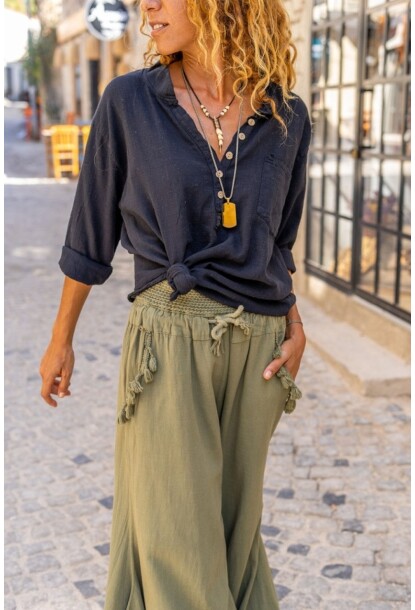 Siyah Düğmeli Yaka Yıkamalı Yumuşak Dokulu Pamuk Salaş Bluz 75 55