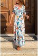 Kadın Beyaz Omuz Dekolteli Kruvaze Çiçekli Elbise BST2634