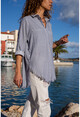 Kadın Lacivert-Beyaz Çizgili Yanı Düğmeli Eteği Püsküllü Gömlek GK-AYN1666