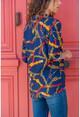 Kadın Lacivert Zincir Desenli Gömlek GK-BSTH5032