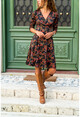 Kadın Siyah Kruvaze Çiçekli Kloş Elbise BST30kT4011-1900