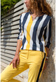 Kadın Siyah-Sarı Yakası Yırtmaçlı Çizgili Krep Bluz GK-BST2841