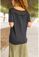 Kadın Siyah Yıkamalı Eteği Ve Omzu Fileli Yumuşak Dokulu Salaş T-Shirt GK-RSD2063