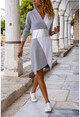 Kadın Gri-Beyaz Kruvaze Color Block Asimetrik Kesim Elbise GK-CCKLD330