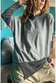 Kadın Gri Yıkamalı File Detaylı Asimetrik Kesim Kapüşonlu Oversize Salaş Sweatshirt Rsd3060