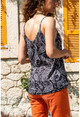 Kadın Siyah-Beyaz Desenli Askılı Krep Bluz GK-BST2845