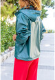 Kadın Zümrüt Yeşili Deri Kapüşonlu Cepli Çıtçıtlı Ceket Rm1888