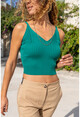 Kadın Zümrüt Yeşili Kendinden Desenli Askılı Crop Bluz Cm251
